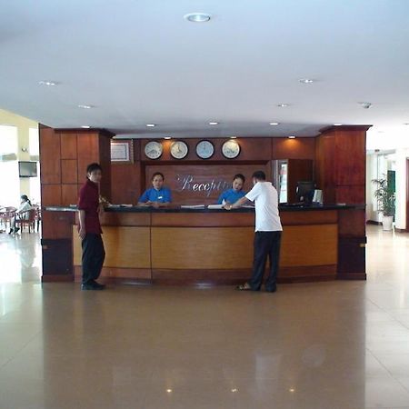 Huu Nghi Hotel Vinh Eksteriør billede